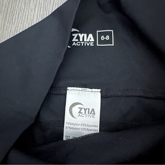 Zyia Active Brilliant Leopard Pocket High Rise Capri Animal Print Leggings‎ 6-8 - Picture 8 of 11